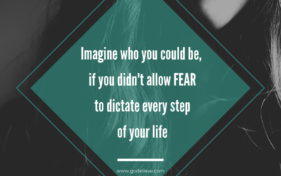 Angst beheerst je leven, ik zie je jezelf verstoppen.